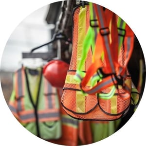 Implementing a Safe System of Work (SSoW) provides many benefits to offshore operations by enhancing safety, boosting efficiency, and supporting compliance